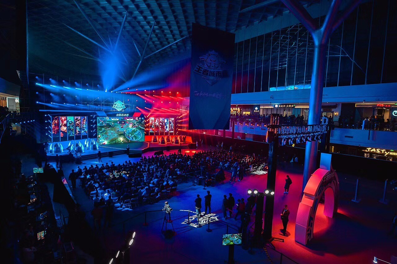 ClearLove 职业统计回顾：593场比赛，70.7% 胜率，1833击杀